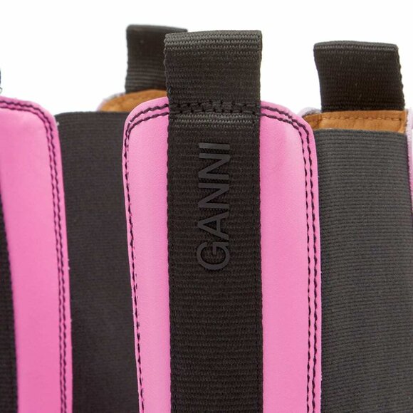 NWT & DUST BAG Ganni Lug Sole Chelsea Boot in Cyclamen - Picture 2 of 6